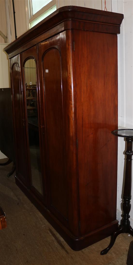 Mid Victorian mahogany wardrobe
